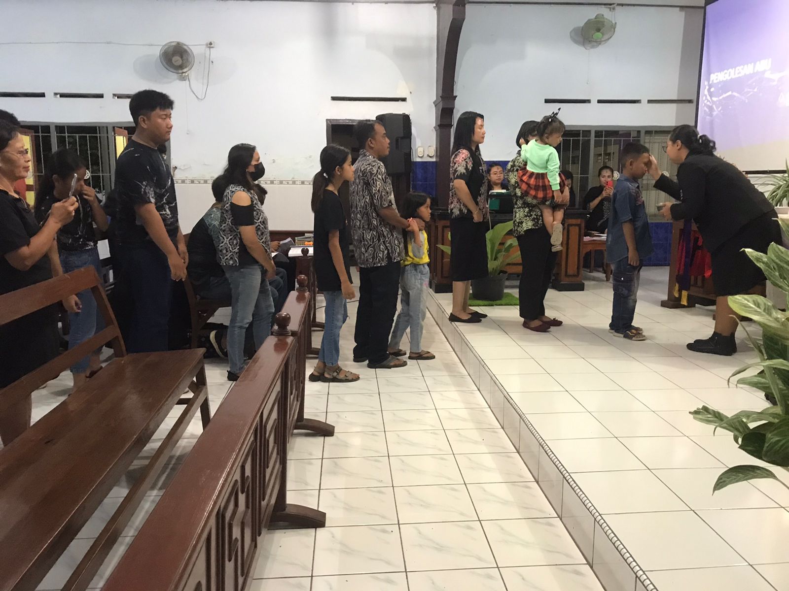 gallery kegiatan, Ibadah Rabu Abu Tahun 2024, Komisi Ibadah, gereja kristen jawa, gkj, gkj baki, gereja kristen jawa baki, baki, sukoharjo, gkj klasis sukoharjo, klasis sukoharjo, klasis, sinode gkj, sinode 